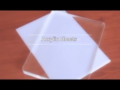 Hoja de acrílico coloreada