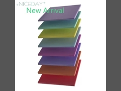 Hoja de acrílico coloreada